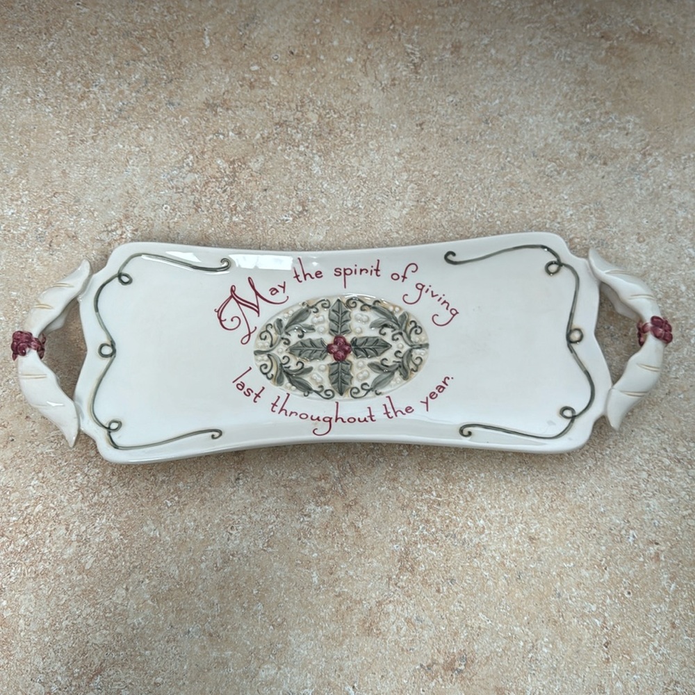 Amscan Holiday Platter “May the Spirit of Giving Last Throughout the Year” 16” L